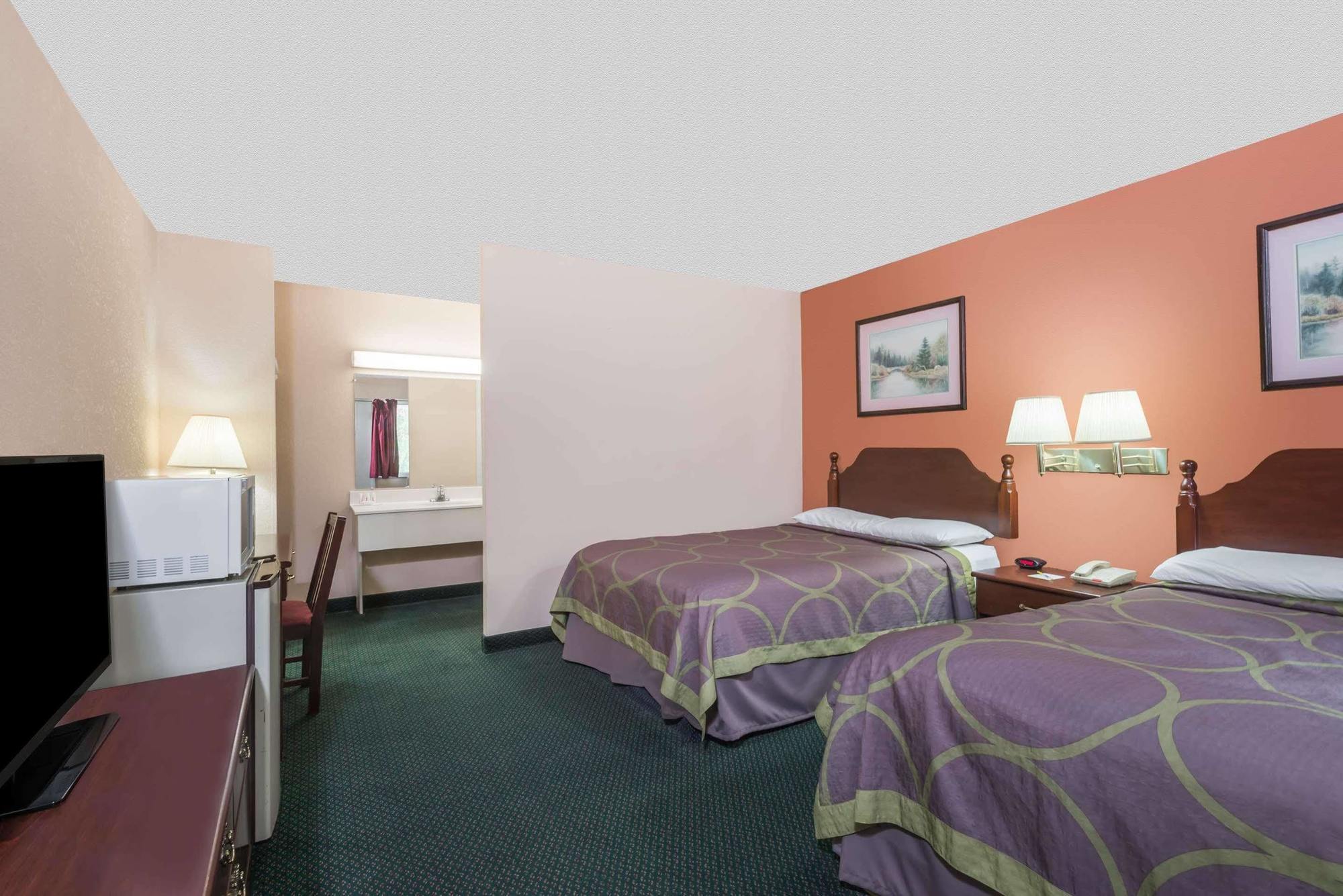 Days Inn By Wyndham Lenox Ma Eksteriør billede