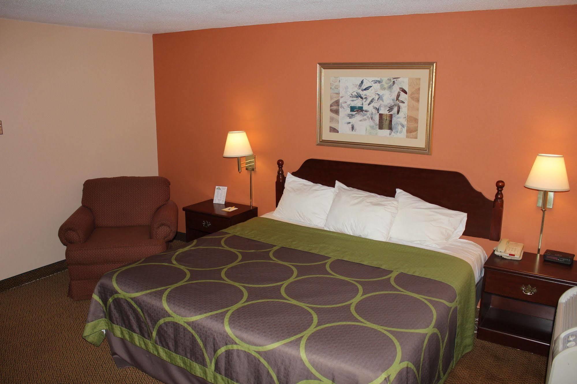 Days Inn By Wyndham Lenox Ma Eksteriør billede